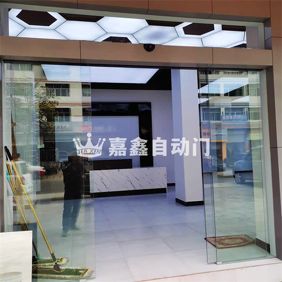 电动玻璃自动玻璃门有哪些清洁保养方法?